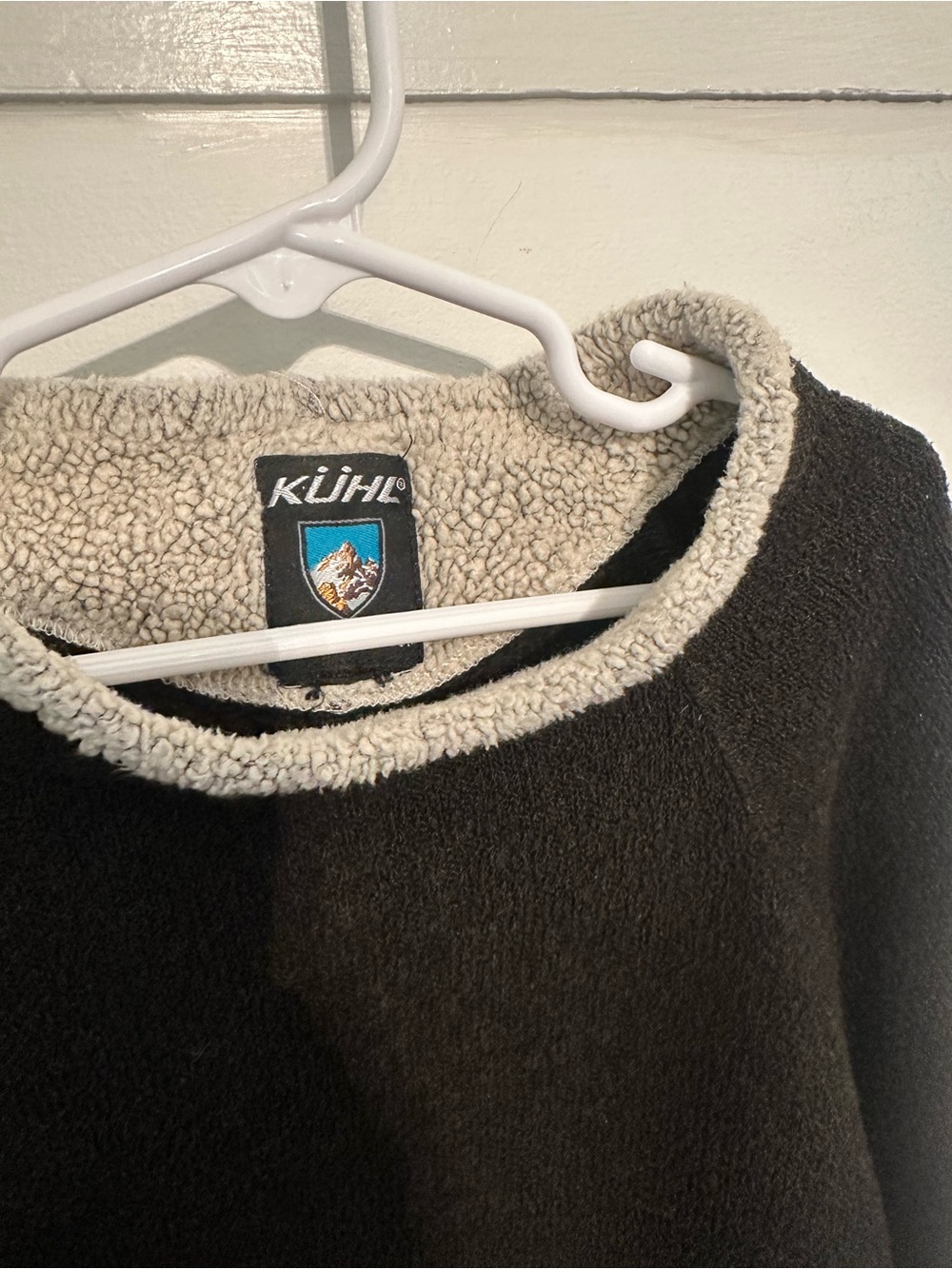 Kuhl boys brown Sherpa funnel neck Pullover Sweater size 10-12 - Picture 3 of 6